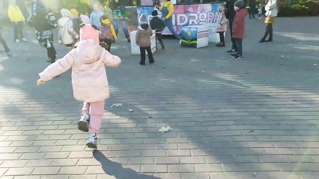 Подвижные игры для детей раннего и дошкольного возраста /Развивающие игры на улице / Vlog Onkomothe