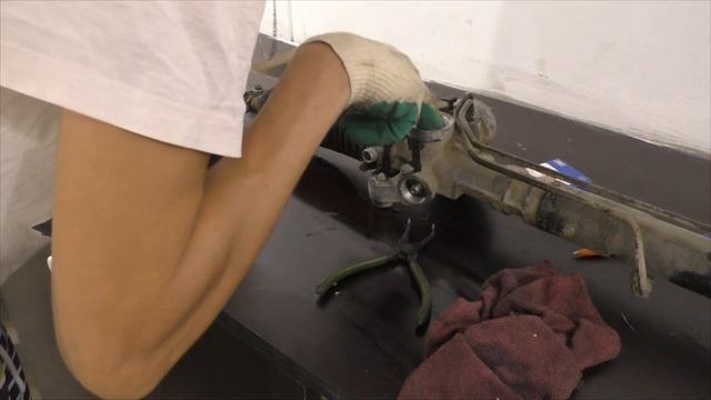 Попытка дешевого ремонта не удалась , рулевая рейка KOYO Audi A4 B6. смотреть онлайн