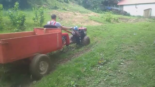О МОТОБЛОКЕ 4х4, ЕЗДА ПО ГРЯЗИ. ВНИМАНИЕ!НЕБОЛЬШИЕ ГЛЮКИ В ВИДЕО С 6.30 по 7.05 смотреть онлайн
