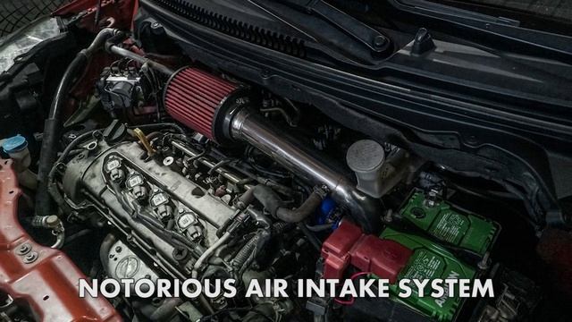 SUZUKI ERTIGA смотреть онлайн