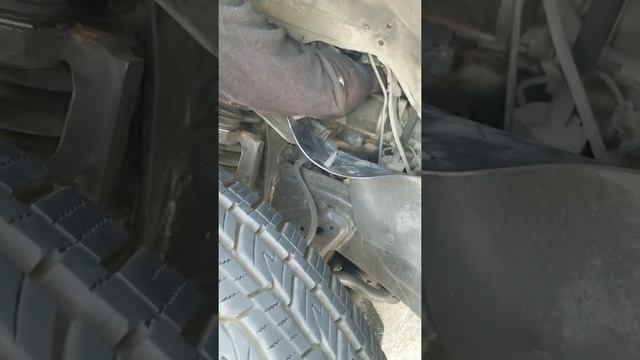 Parte 2. Como cambiar filtro de gasolina en Toyota Tacoma 98 смотреть онлайн