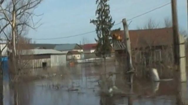 Село Поселки тонет - мчс бездействует. Кузнецкий район, Пензенская область смотреть онлайн
