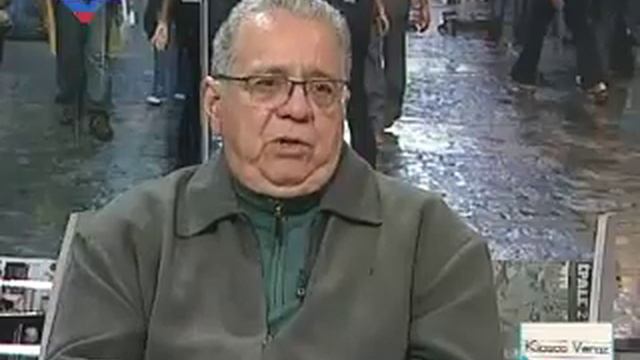 VENEZUELA: EN EL KIOSCO VERAZ EARLE HERRERA ENTREVISTA A ISAIAS RODRIGUEZ смотреть онлайн