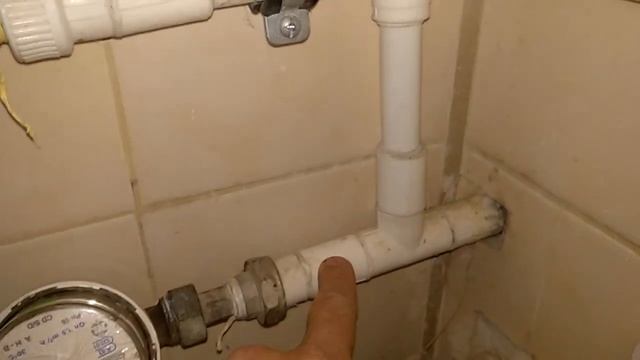 Обзор "НЕЛЕПОЙ" водяной разводки...Или "любитель" пайки ППР муфт. смотреть онлайн