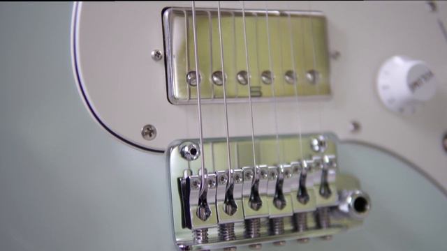 IBANEZ AZ2204NW-MGR