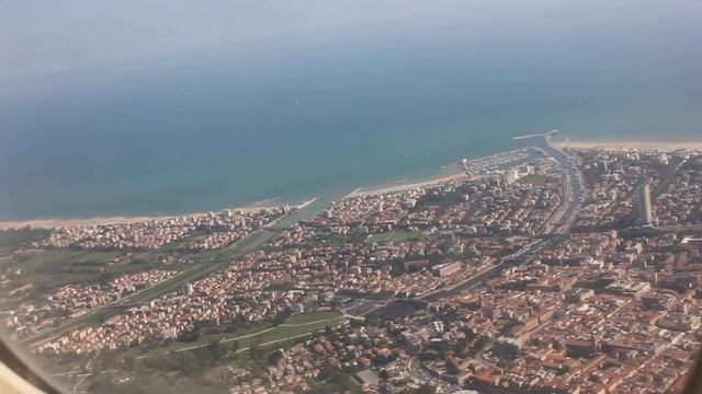 Take off from Rimini airport смотреть онлайн