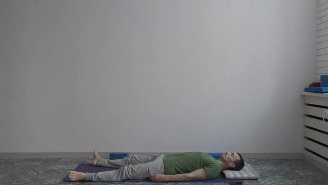 Практика йоги по книге Б.К.С Айенгара "Йога дипика". 7-8 неделя. Николай Шименков. смотреть онлайн