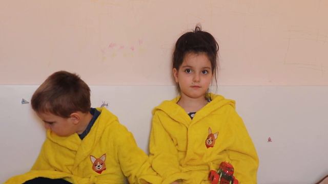 LOL ))) "СПОРИМ?!" АКТЁРСКАЯ ИГРА Алисы и Дани| Alice and Dany kids show смотреть онлайн