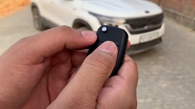 How to activate/deactivate lock sound in Kia Seltos Base Model|Changing/Muting Lock Sound смотреть онлайн