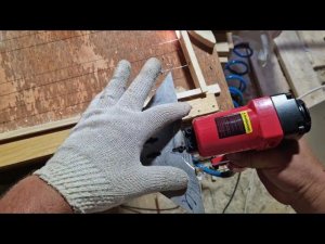 натяжка проволоки на рамки пневмостеплером, начало.