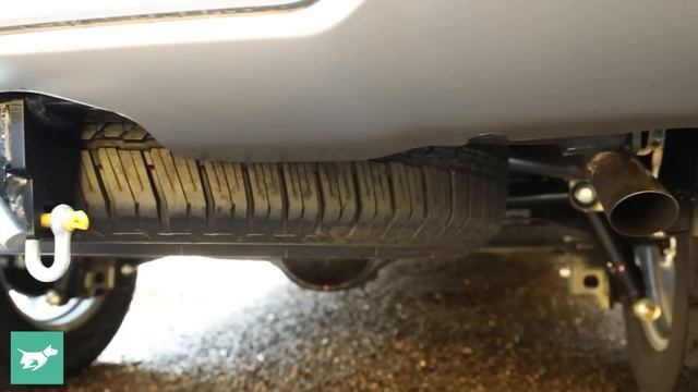 Isuzu MU-X 2021 Review | Perfect Towing Vehicle? | Chasing Cars