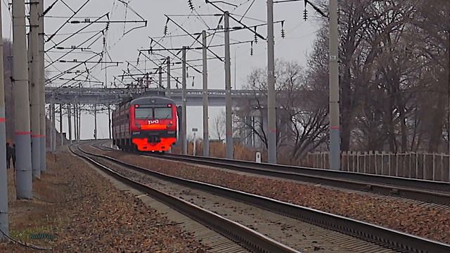 Railway. Airport Express EMU Train ED9M-0267 / Из аэропорта во Владивосток. ЭД9М-0267 смотреть онлайн