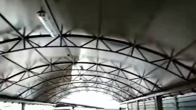 Навес с накрытием из поликарбоната (на 3 автомобиля)