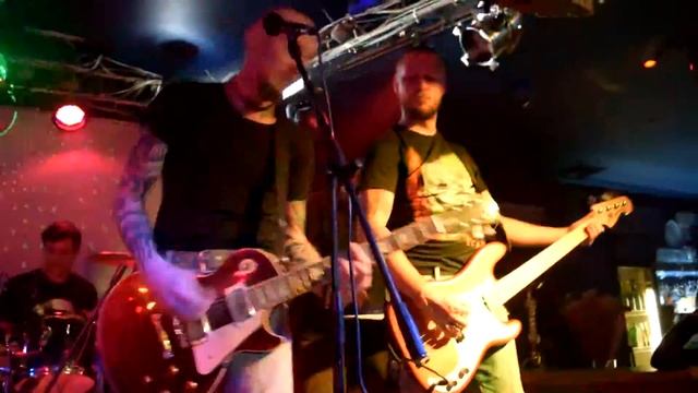 Шмели - Волчья ягода смотреть онлайн