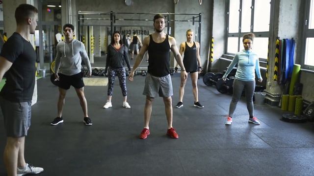 ? El MEJOR EJERCICIO Para RUNNERS Y CICLISTAS: ¿SENTADILLA ó DEADLIFT? ✅