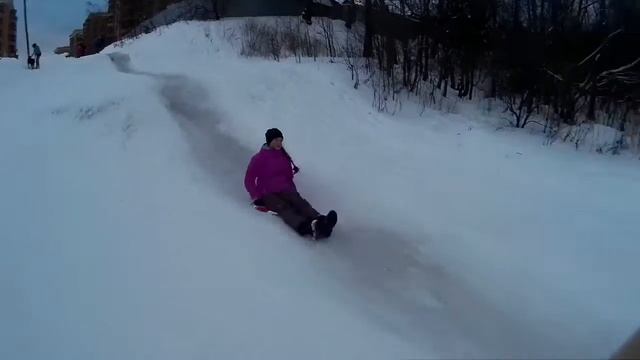 VLOG - Горки,Ледянки,Снежки? смотреть онлайн