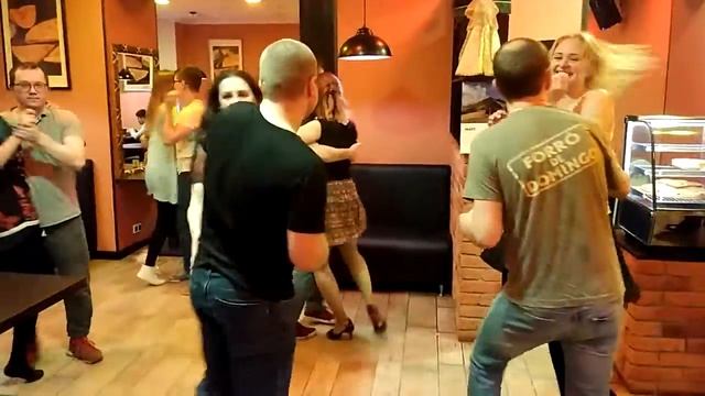 Форро вечеринка в Жар-Птице смотреть онлайн