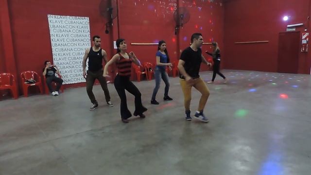 Shine bachata, Con Klave Cubana смотреть онлайн