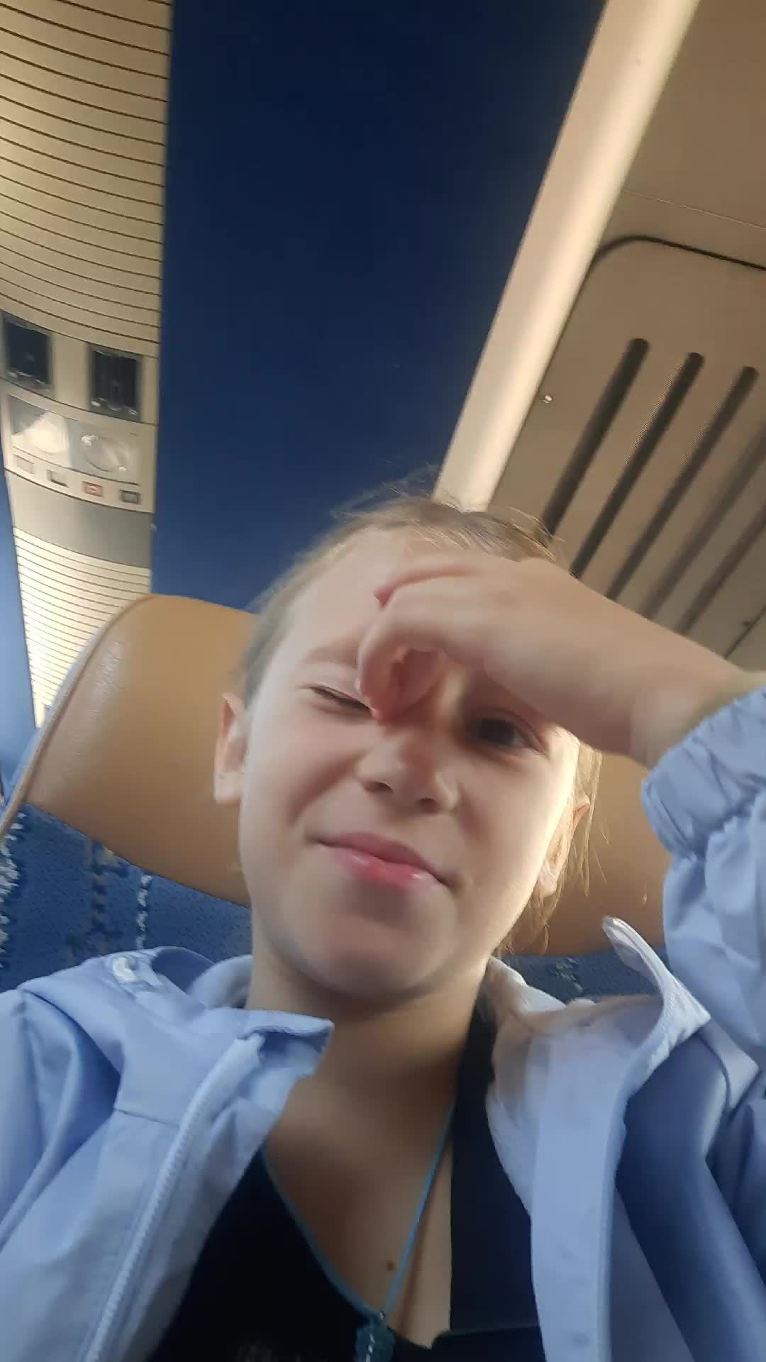Едем в лагерь смотреть онлайн