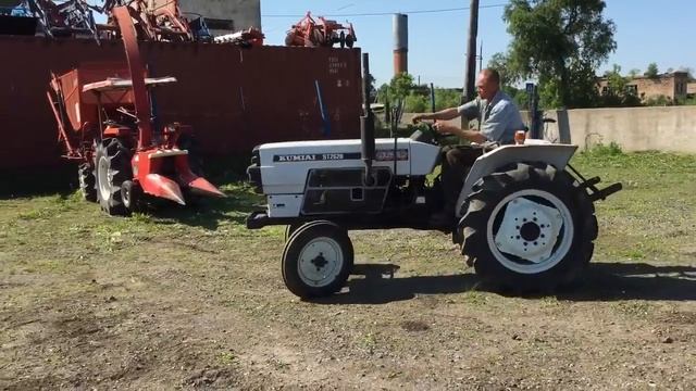 Японский мини трактор MITSUBISHI KUMIAI ST 2620 для сельхоз работ.