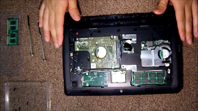 Acer Aspire One AOD257-13685 - How To Upgrade Meory