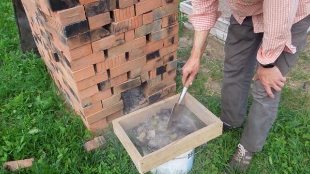 Как дела в теплице на сваях, Сажаю картошку и малину. Газон из клевера June 7, 2021 смотреть онлайн