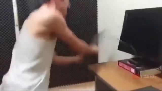 REVIEW LAPTOP 1 JUTAAN YANG LAGI VIRAL BUAT MAIN MINECRAFT!! смотреть онлайн