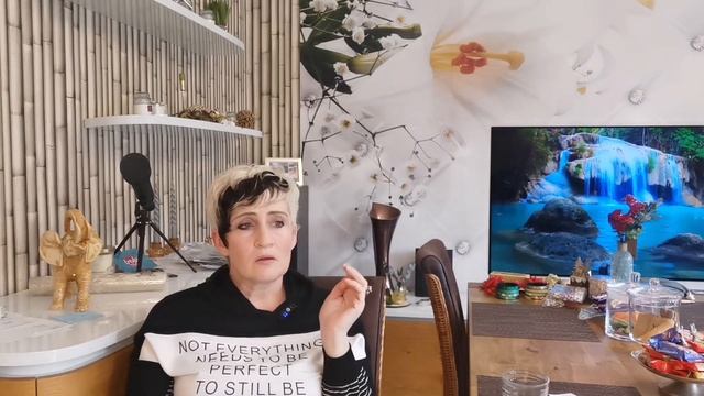 Реальные истории из МОЕЙ ЖИЗНИ , когда я работала в магазине KIK. Что там сейчас новенького? смотреть онлайн