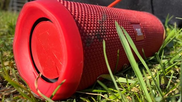 Jbl Flip 4 - Bass Test | CONNECT + [100%Vol] #Jblflip4 #youtube #basstest смотреть онлайн