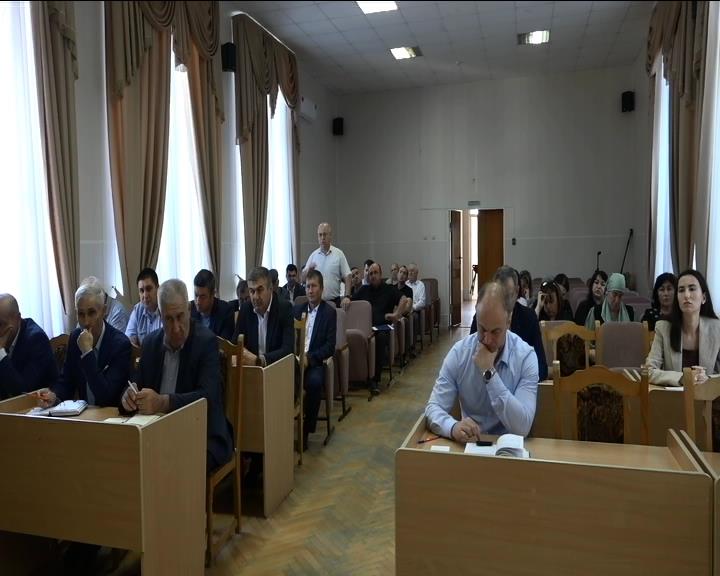 В районной администрации прошло планерное совещание смотреть онлайн