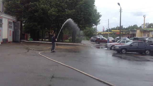 Пожарный ручной насос.Old manyal fire pump. смотреть онлайн