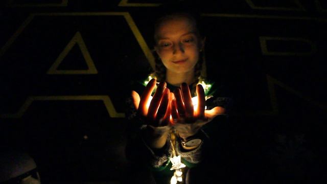 Sia - Underneath The Christmas Lights // ukulele cover by Moriarted // Happy New Year смотреть онлайн