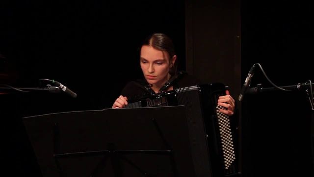 LUX:NM - Silke Lange - accordion смотреть онлайн