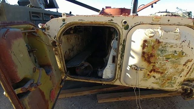 Inside BMP 1 Of Saddam's Army/ Внутри БМП 1 армии Саддама Хусейна