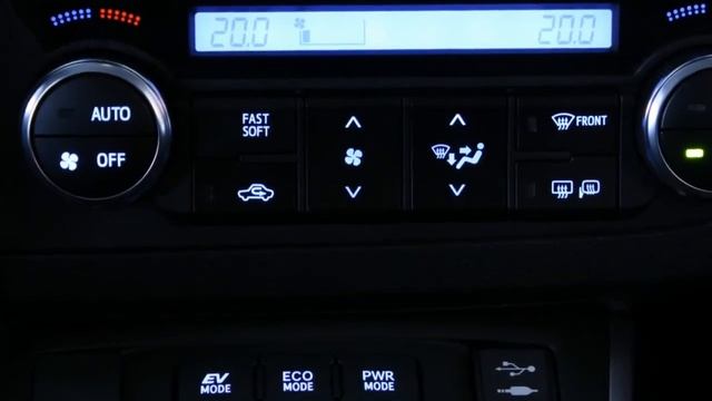 Toyota Auris 1.8 Hybrid Executive смотреть онлайн