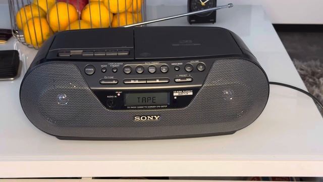 SONY CFD-S07CP CD - RADIO - CASSETTE-CORDER - MP3 смотреть онлайн