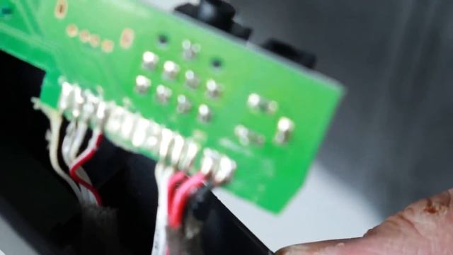 JBL ONBEAT VENUE TEAR DOWN (REPAIR) NO POWER смотреть онлайн