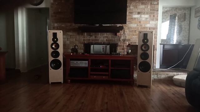 Biamped Legacy Sigiii, Threshold s200 , Ice power 500w monos, Bluesound node2 смотреть онлайн