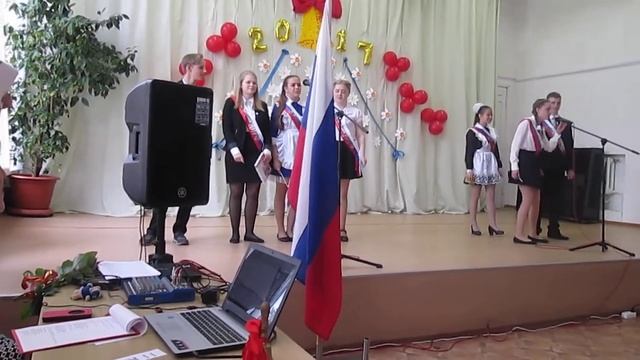 СЦЕНКА "КЕМ БЫТЬ" (НА ПОСЛЕДНЕМ ЗВОНКЕ) смотреть онлайн