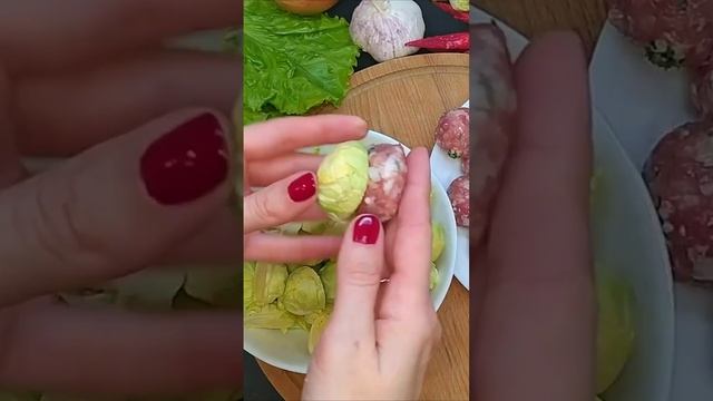 И отварить капусту не надо: убедилась, что такие голубцы намного вкуснее #капуста #мясо смотреть онлайн