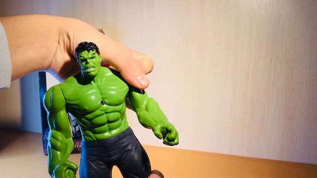 Фигурка Халка