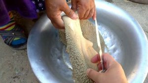 КАК ПОЧИСТИТЬ  ТРЕБУХУ ЗА ОДНУ МИНУТУ КАК ВАРИТЬ ТРЕБУХУ☺️ Рубец