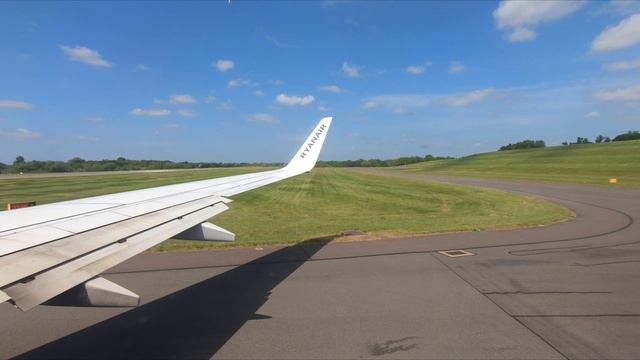 Is Ryanair Really THAT Bad? ? RYANAIR B737-800 | ECONOMY | Birmingham - Dublin | Trip Report ? смотреть онлайн