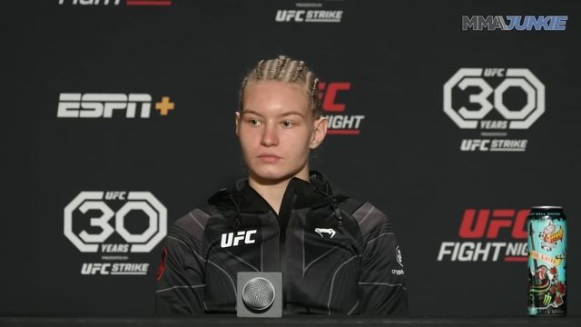 Victoria Dudakova Reacts to Opponent's Broken Arm in 34-Second TKO Win | UFC on ESPN 49 смотреть онлайн