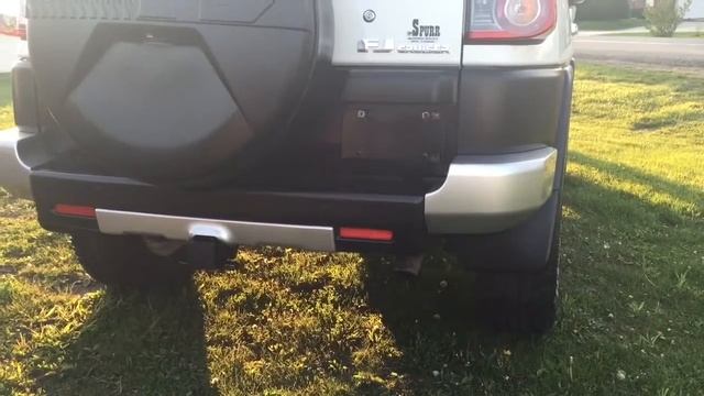 2013 Toyota FJ Cruiser смотреть онлайн