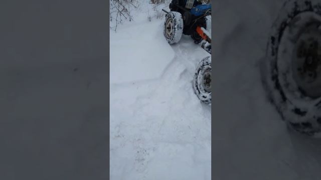 офроуд важким мотоблоком на зимовій гумі смотреть онлайн
