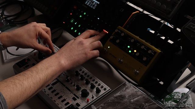 one day later, happy 303 day- Syntakt, TD-3-MO and volante смотреть онлайн