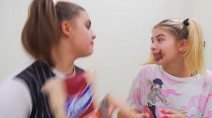 ШКОЛЬНИКИ У СТОМАТОЛОГА БОЯТЬСЯ ЛЕЧИТЬ ЗУБЫ!!