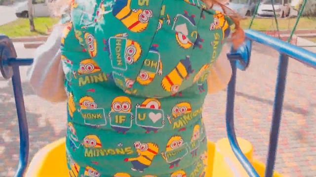 Давид играет на Детской Площадке - Funny baby playing in Kids Outdoor Playground