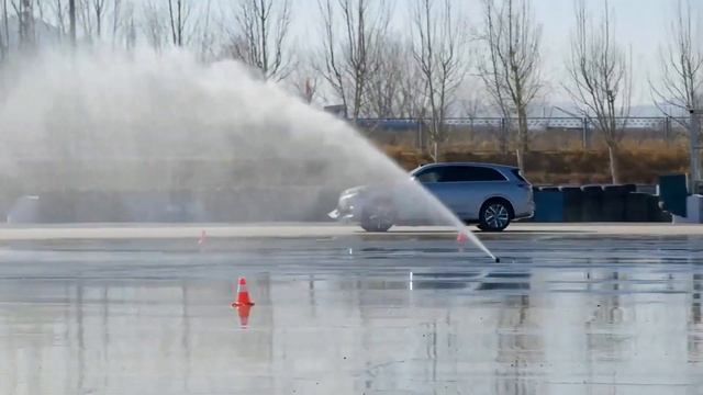 LiXiang L7, L8, L9 смотреть онлайн
